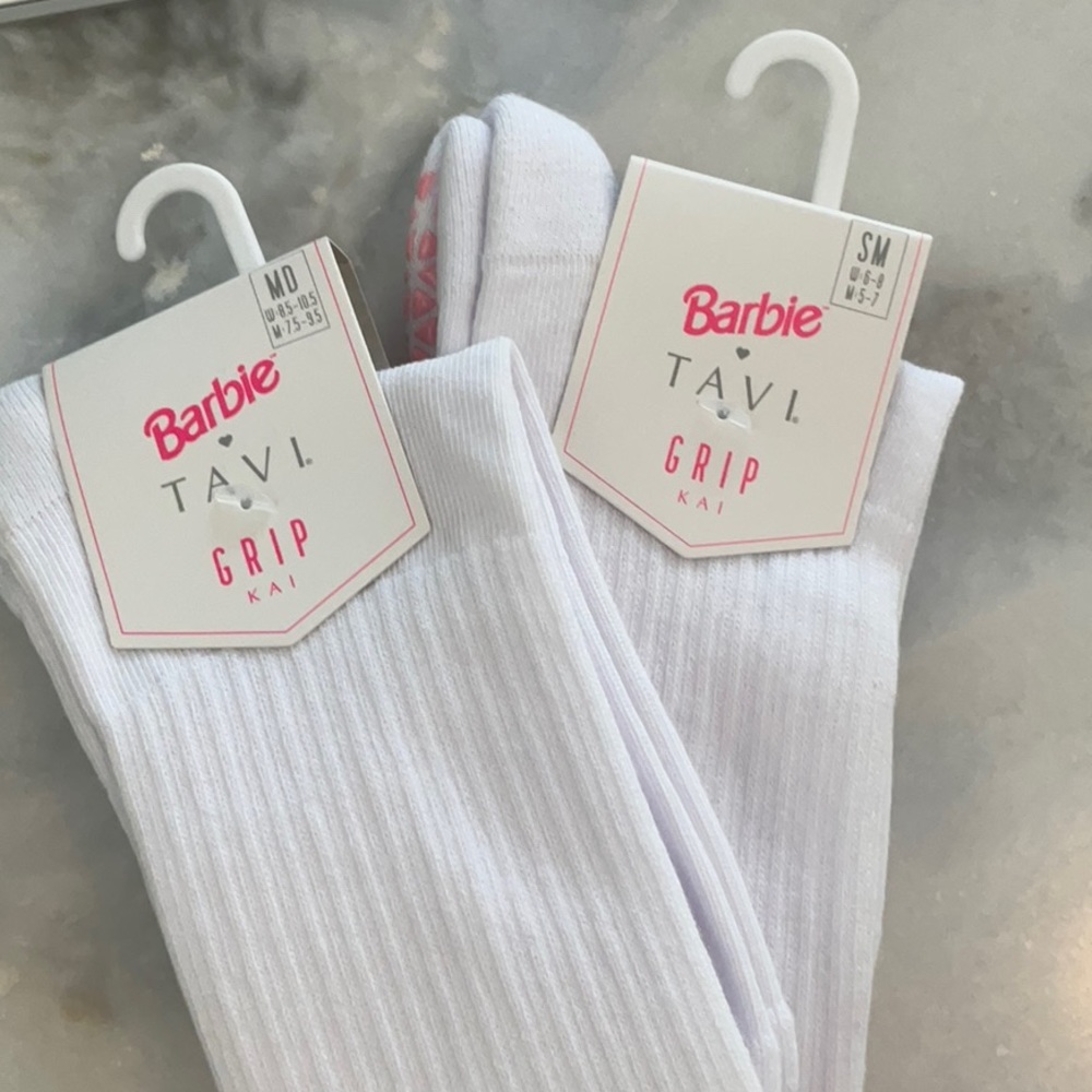 TAVI BARBIE PILATES SOCKS *BNWT*